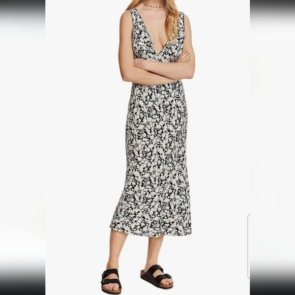 Free People Womens size 0 Dress floral midi Oh la la sleeveless NWOT - Picture 6 of 7